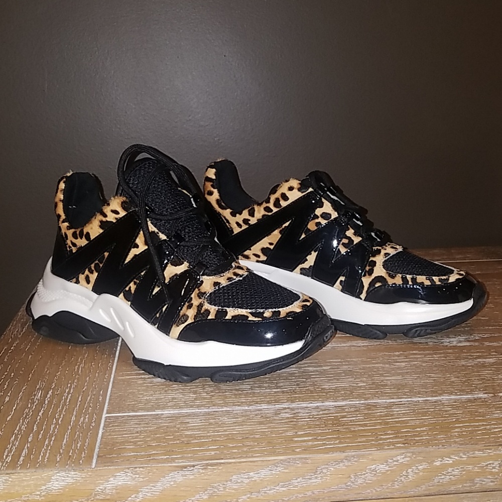 Steve Madden womens sneakers